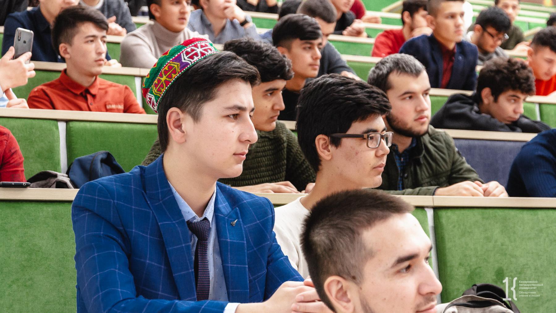 ДАР ЯПОНИЯ ТАҲСИЛ КАРДАН МЕХОҲЕД?