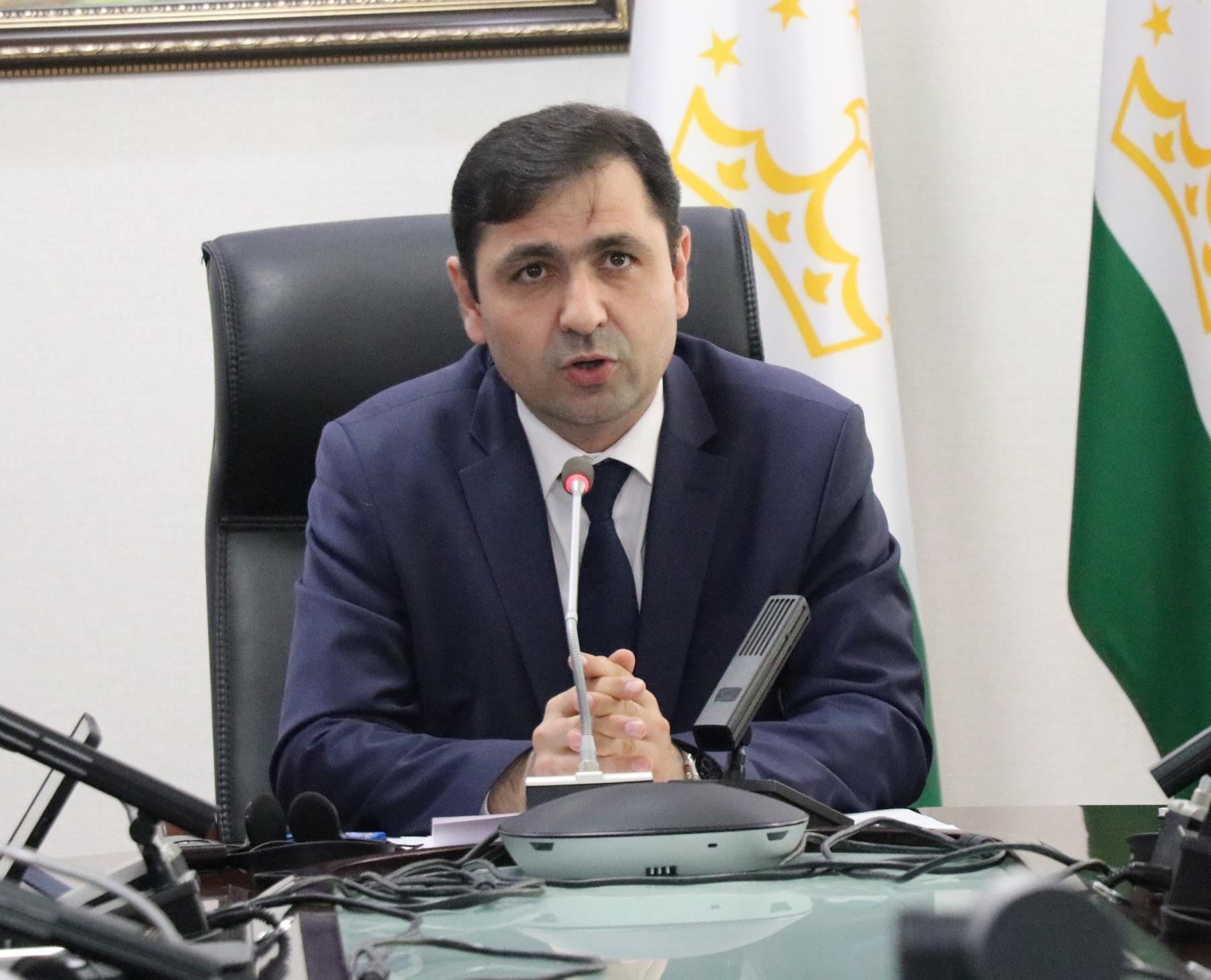 ҶАЛАСАИ ГУРУҲИ КОРӢ БАРОИ ҶАЛБИ МАБЛАҒҲОИ ГРАНТИИ ГПО ДОИР ГАРДИД