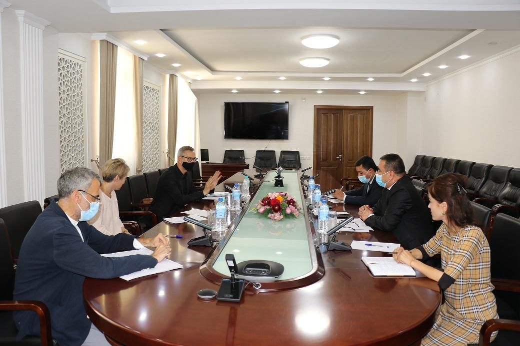 Вохӯрии Муҳаммаддовуд Саломиён бо Франсуа Бланки