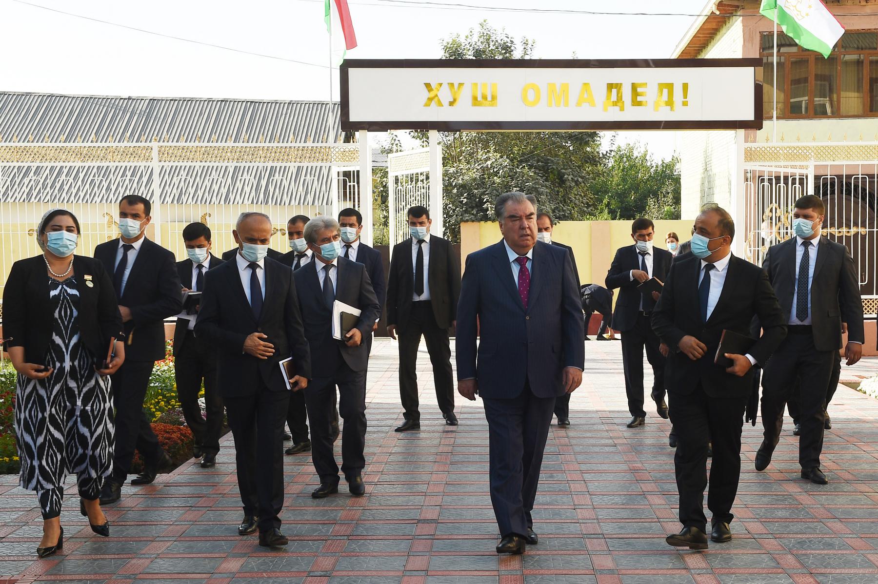 Ифтитоҳи Муассисаи давлатии таълимии «Литсей-интернати шаҳри Турсунзода»