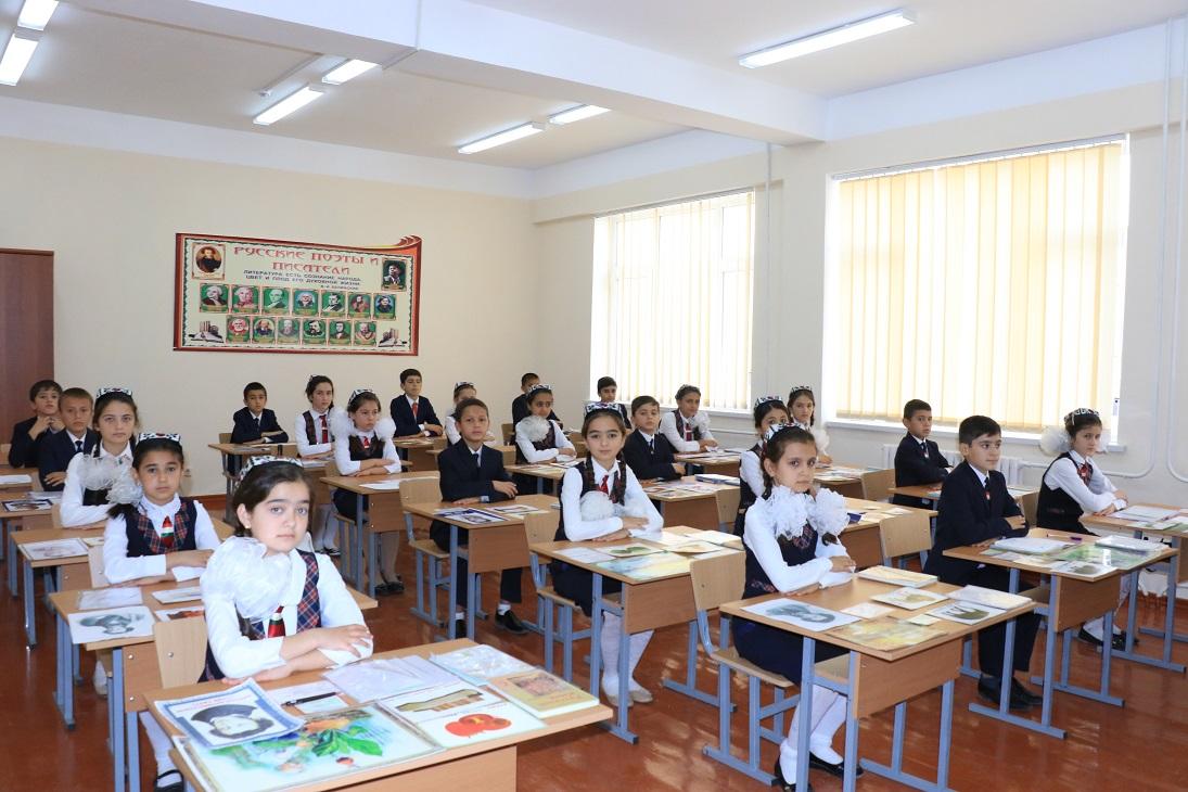 -	Ба истиқболи Рӯзи дониш ва Истиқлоли давлатӣ -   ИСТИҚЛОЛ ВА РУШДИ БАВУСЪАТИ  МАОРИФ ВА ИЛМИ КИШВАР