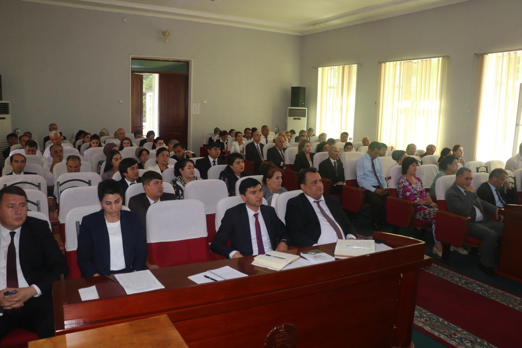 МАШВАРАТИ АВГУСТИИ РОҲБАРОНИ МУАССИСАҲОИ ТАҲСИЛОТИ ИЛОВАГӢ