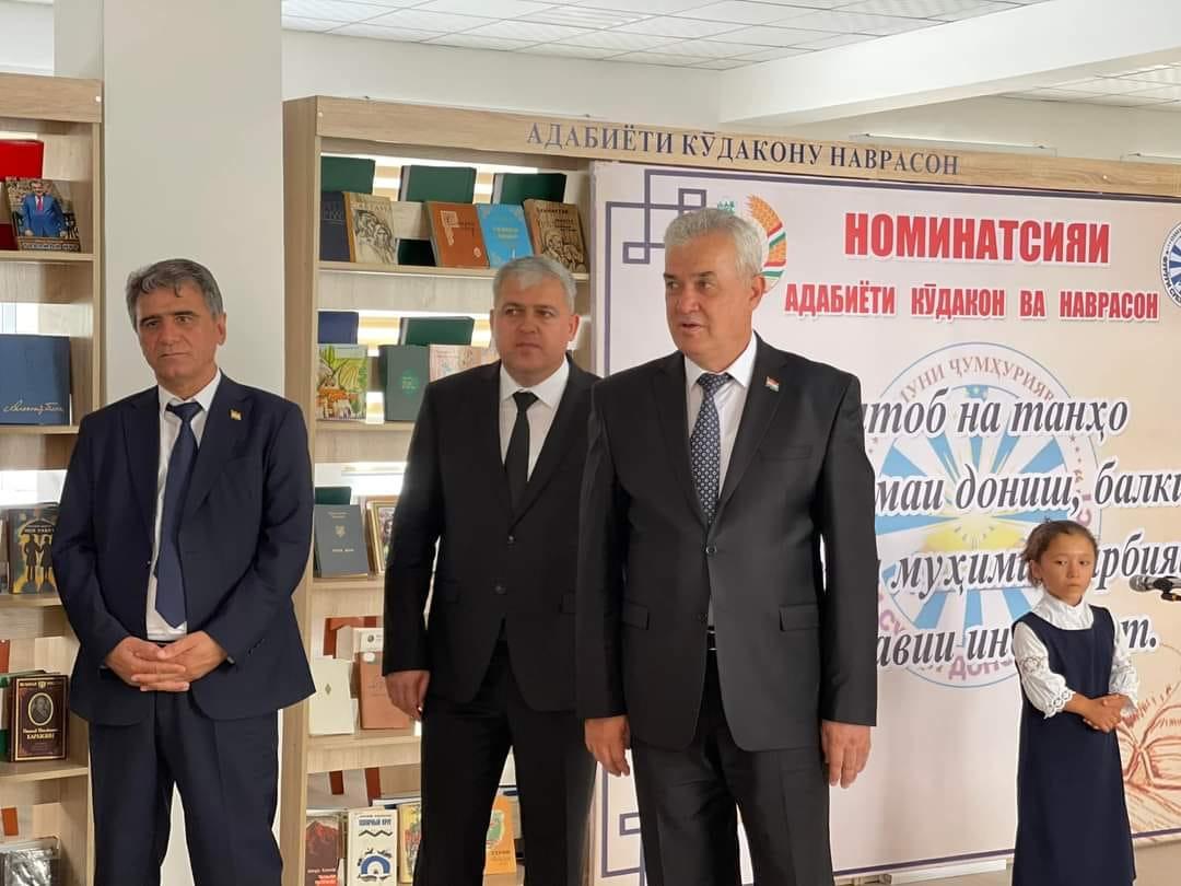 ВАЗИРИ МАОРИФ ВА ИЛМИ КИШВАР САИДЗОДА РАҲИМ ҲАМРО АЗ РАФТИ ОЗМУН ДИДАН КАРД