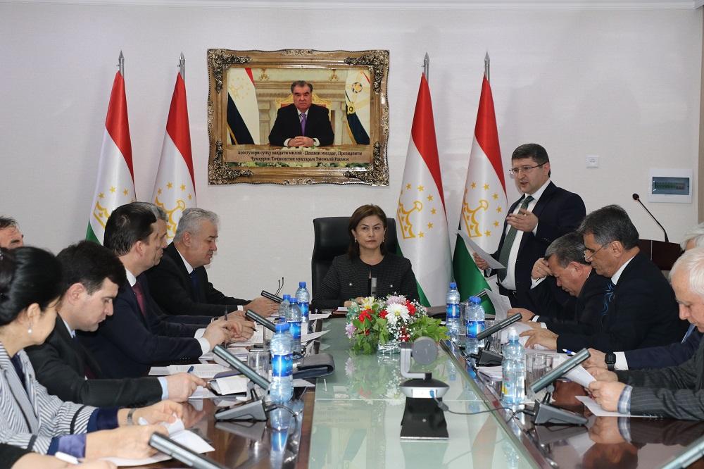 ОМОДАГӢ БА ОЗМУНИ “ФУРӮҒИ СУБҲИ ДОНОӢ КИТОБ АСТ”