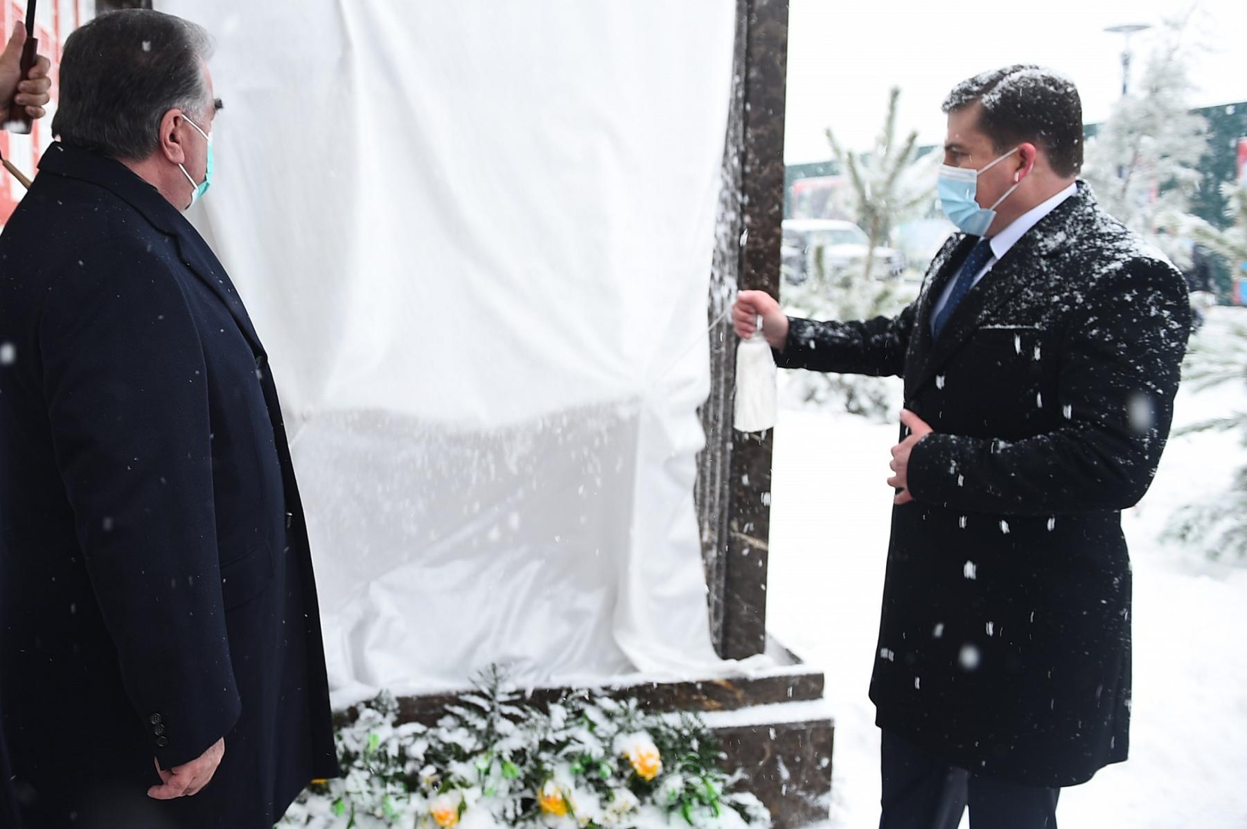 ИФТИТОҲИ БИНОИ НАВИ ТАЪЛИМИИ ФАКУЛТЕТИ ИҚТИСОДӢ ВА МОЛИЯВИИ ДОНИШГОҲИ МИЛЛИИ ТОҶИКИСТОН