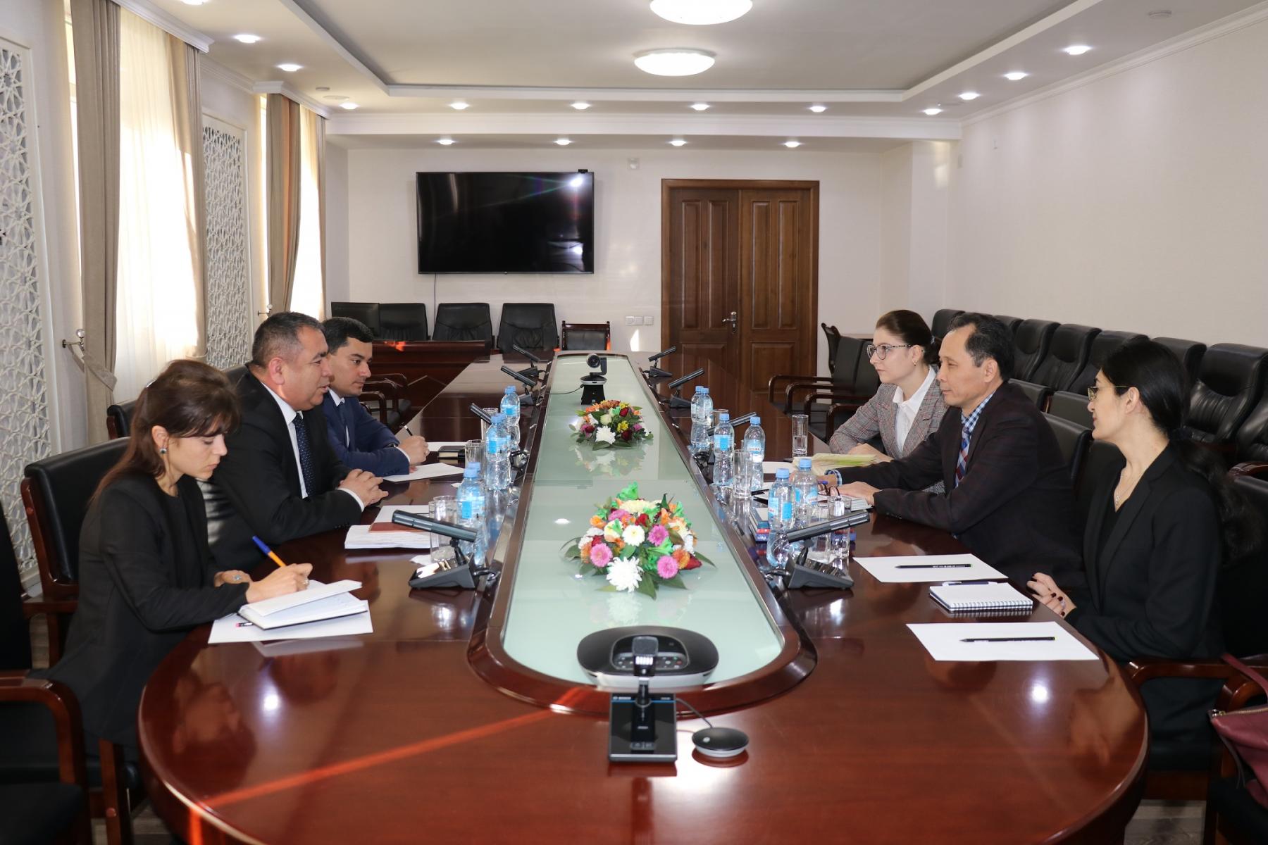 Вохӯрии Муҳаммаддовуд Саломиён бо Марат Бегалиев