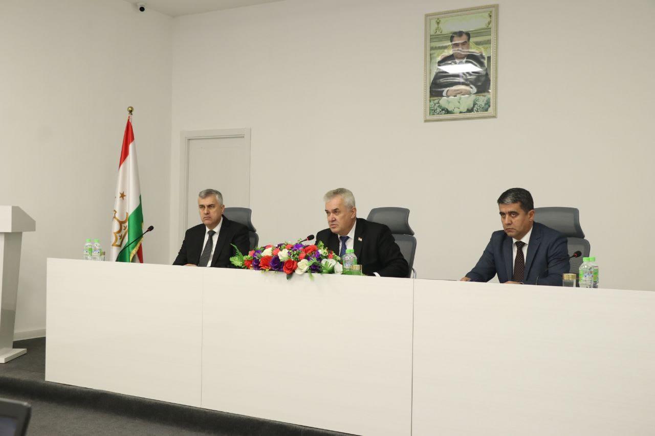 БАРРАСИИ ФАЪОЛИЯТИ МАКТАБ – ИНТЕРНАТҲОИ МАҚОМИ ҶУМҲУРИЯВӢ ВА  МАҲАЛЛИДОШТА