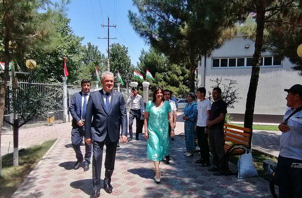 Боздиди вазири маориф ва илми мамлакат Раҳим Саидзода аз Донишкадаи политехникии шаҳри Хуҷанд