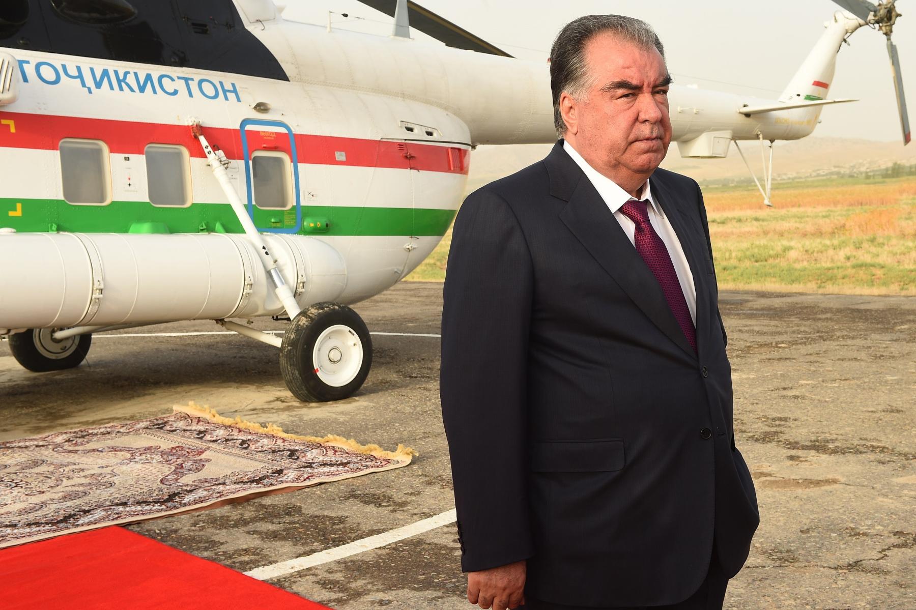 Оғози сафари корӣ дар ноҳияи Данғара ва ифтитоҳи муассисаи таҳсилоти миёнаи умумии №59 дар деҳоти Корез