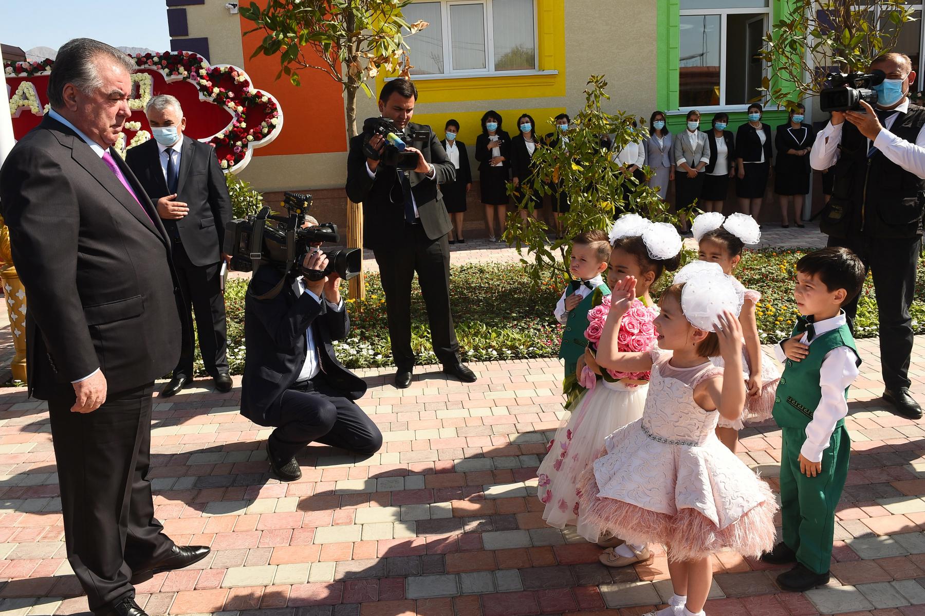 Ифтитоҳи Кӯдакистони хусусии «Хуршеди Истиқлол» дар шаҳри Хуҷанд