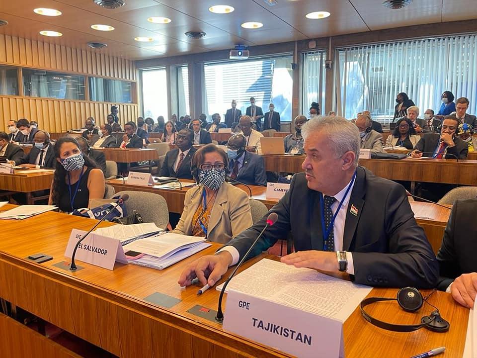 ФАРОНСА: ИШТИРОКИ ВАЗИРИ МАОРИФ ВА ИЛМ ДАР МУКОЛЛАМАИ ВАЗИРОНИ КИШВАРҲОИ ШАРИКИИ ГЛОБАЛӢ ОИД БА МАОРИФ