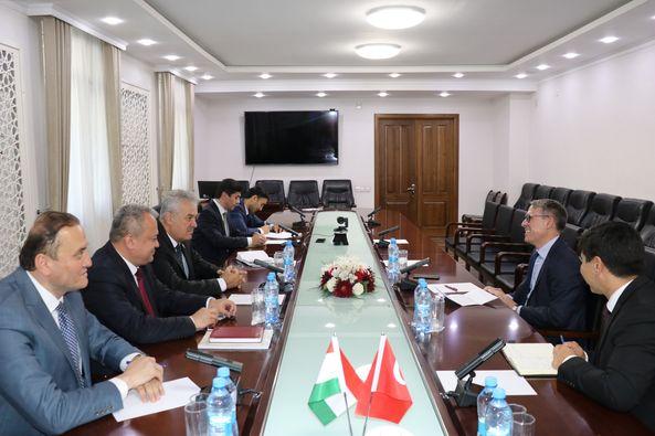 ВОХӮРИИ САИДЗОДА РАҲИМ ҲАМРО БО ЭМРЕ ЗАКИ КАРАГЁЛ