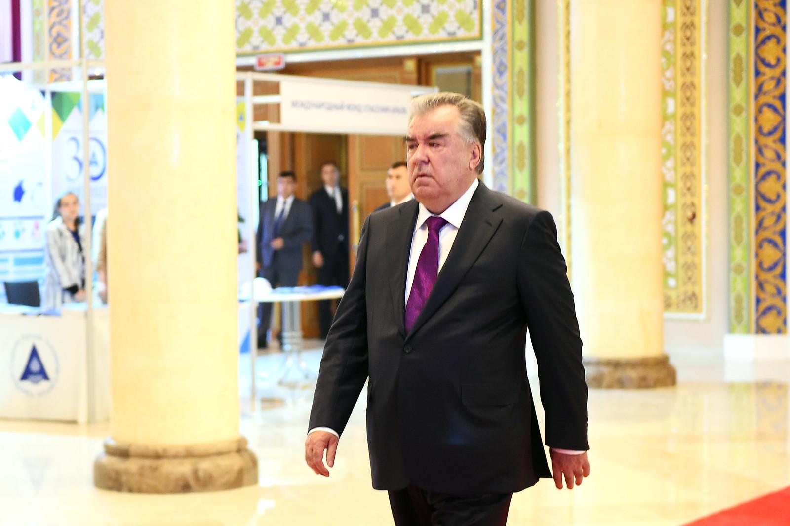 Иштирок дар Конфронси дуюми байналмилалии сатҳи баланд оид ба Даҳсолаи байналмилалии амал “Об барои рушди устувор, 2018 - 2028”