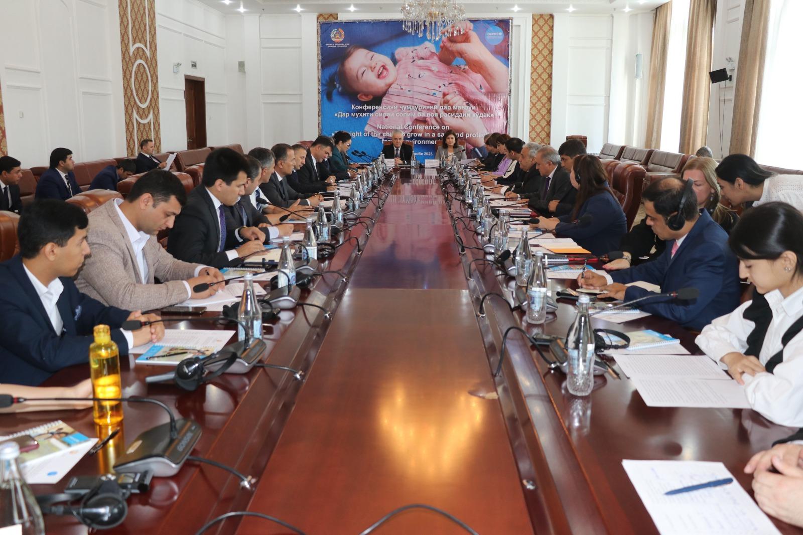 БАРГУЗОРИИ КОНФЕРЕНСИЯИ ҶУМҲУРИЯВӢ ТАҲТИ УНВОНИ  “ДАР МУҲИТИ ОИЛАИ СОЛИМ БА ВОЯ РАСИДАНИ КӮДАК” ДАР КИТОБХОНАИ МИЛЛИИ ТОҶИКИСТОН