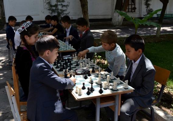 МАРҲАБО, ТОБИСТОН! Чӣ бояд кард, то истироҳати кӯдакону наврасон хотирмону босамар гузарад?