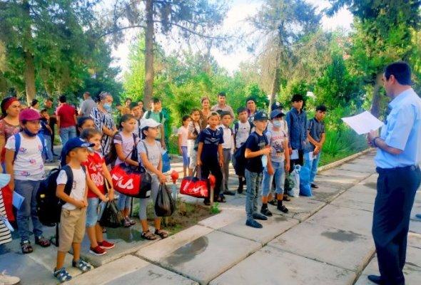 20 ИЮН ДАР ВИЛОЯТИ МУХТОРИ КӮҲИСТОНИ БАДАХШОН БАСТИ АВВАЛИ ИСТИРОҲАТИ ТОБИСТОНАИ  ХОНАНДАГОН ОҒОЗ МЕГАРДАД 