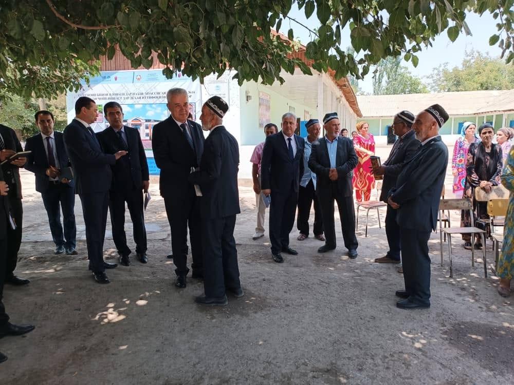 САФАРИ КОРИИ ВАЗИРИ МАОРИФ ВА ИЛМ БА НОҲИЯИ ФАРХОР