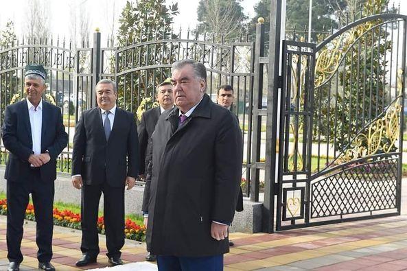 Ифтитоҳи бинои Мактаби байналмилалии Президентӣ дар ноҳияи Ҷалолиддини Балхӣ