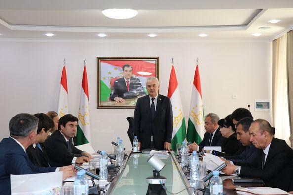 ҶАЛАСАИ НАЗОРАТИИ НАЗДИ ВАЗИРИ МАОРИФ ВА ИЛМ БАРГУЗОР ГАРДИД