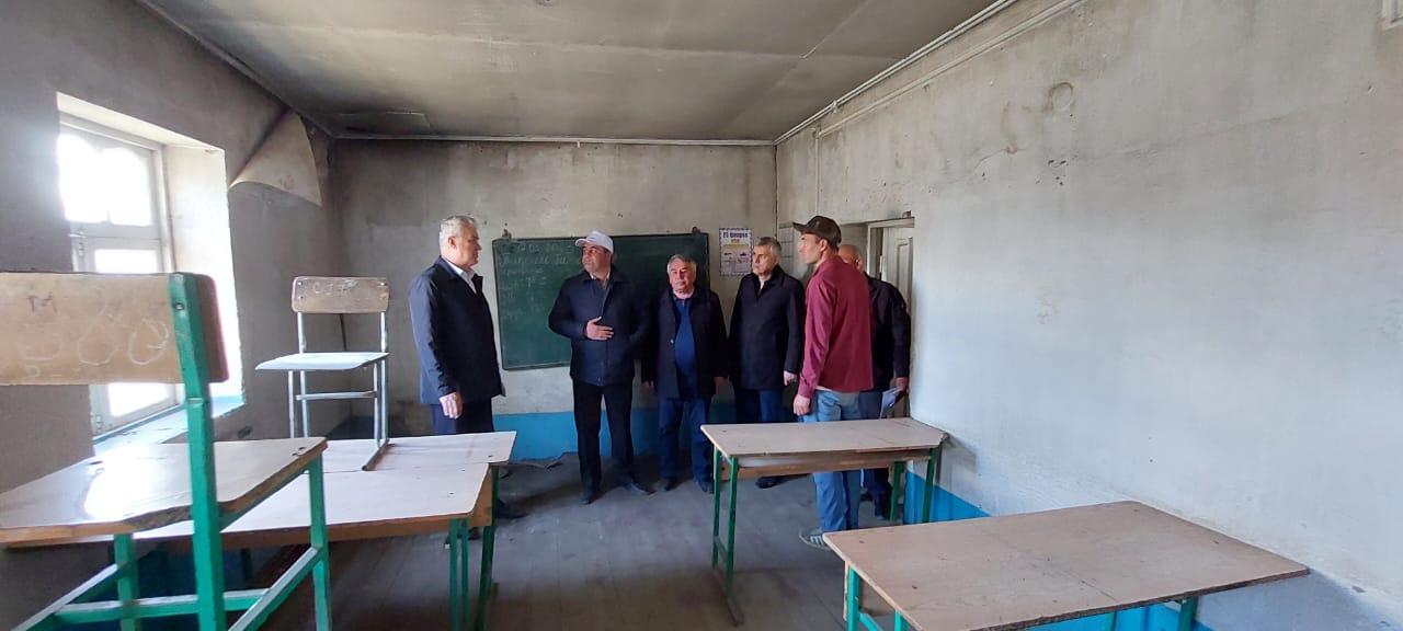 БОЗДИДИ ВАЗИРИ МАОРИФ ВА ИЛМ АЗ МУАССИСАҲОИ ТАЪЛИМИИ ДАР НАТИҶАИ ЗАМИНЛАРЗА ЗАРАРДИДАИ НОҲИЯИ КӮҲИСТОНИ МАСТЧОҲ