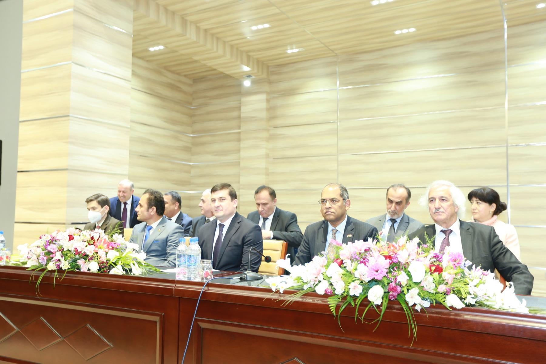 КОНФЕРЕНСИЯ: «МИРЗО ТУРСУНЗОДА ВА АДАБУ ФАРҲАНГИ МИЛЛӢ»