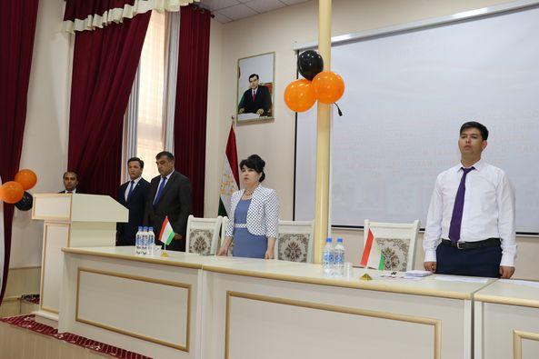 15 НАФАР ҒОЛИБИ ОЗМУНИ ҶУМҲУРИЯВИИ ДОНИШҶӮЁНИ МУАССИСАҲОИ ТАҲСИЛОТИ МИЁНАИ КАСБӢ АЗ ФАНҲОИ ТАЪЛИМӢ ГАРДИДАНД