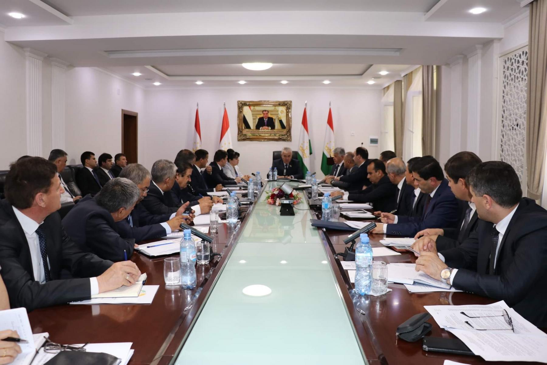 ҶАЛАСАИ ШӮРОИ РЕКТОРОНИ МУАССИСАҲОИ ТАҲСИЛОТИ ОЛИИ КАСБӢ БАРГУЗОР ГАРДИД