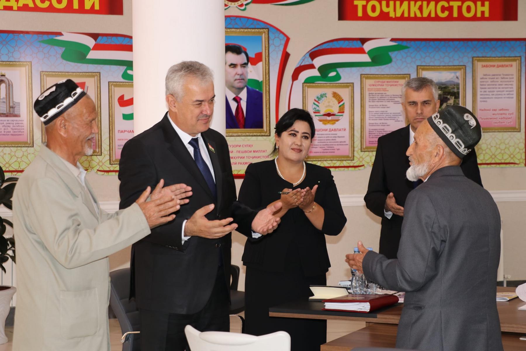 ДАР ШАҲРИ ИСФАРА ҚАБУЛИ САЙЁРИ ШАҲРВАНДОН БАРГУЗОР ГАРДИД