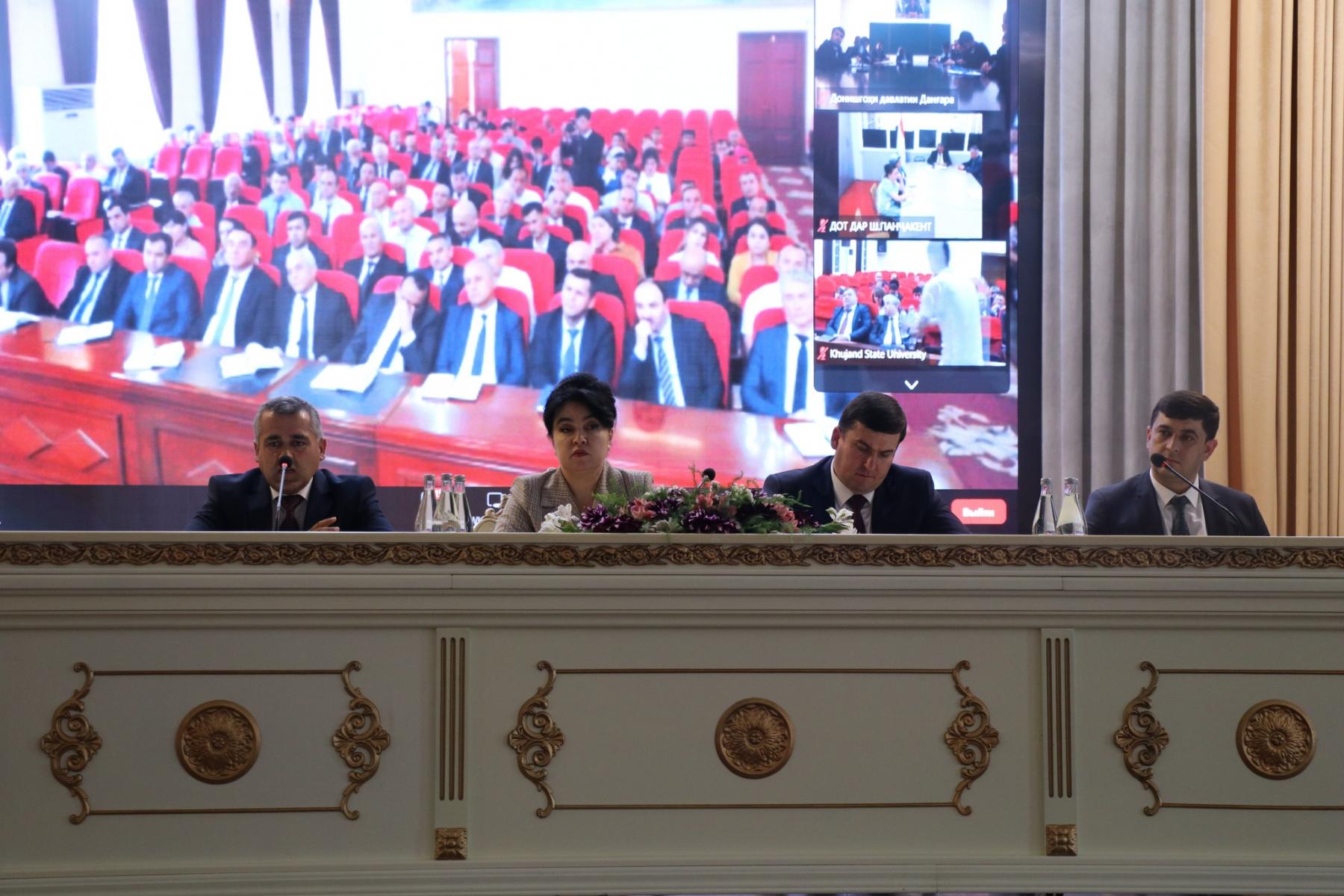 ВОХӮРИИ МУОВИНИ ВАЗИРИ МАОРИФ ВА ИЛМ БО АЪЗОЁНИ КОМИССИЯҲОИ АТТЕСТАТСИЯИ ДАВЛАТИИ ХАТМ ДАР МУАССИСАҲОИ ТАҲСИЛОТИ ОЛИИ КАСБӢ