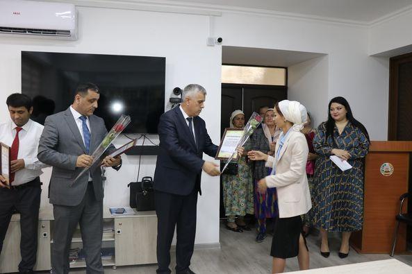 ҶАМЪБАСТИ ДАВРИ МИНТАҚАВИИ ОЗМУНИ “ОМӮЗГОРИ СОЛИ ТОҶИКИСТОН - 2023”ДАР НОҲИЯҲОИ ТОБЕИ ҶУМҲУРӢ