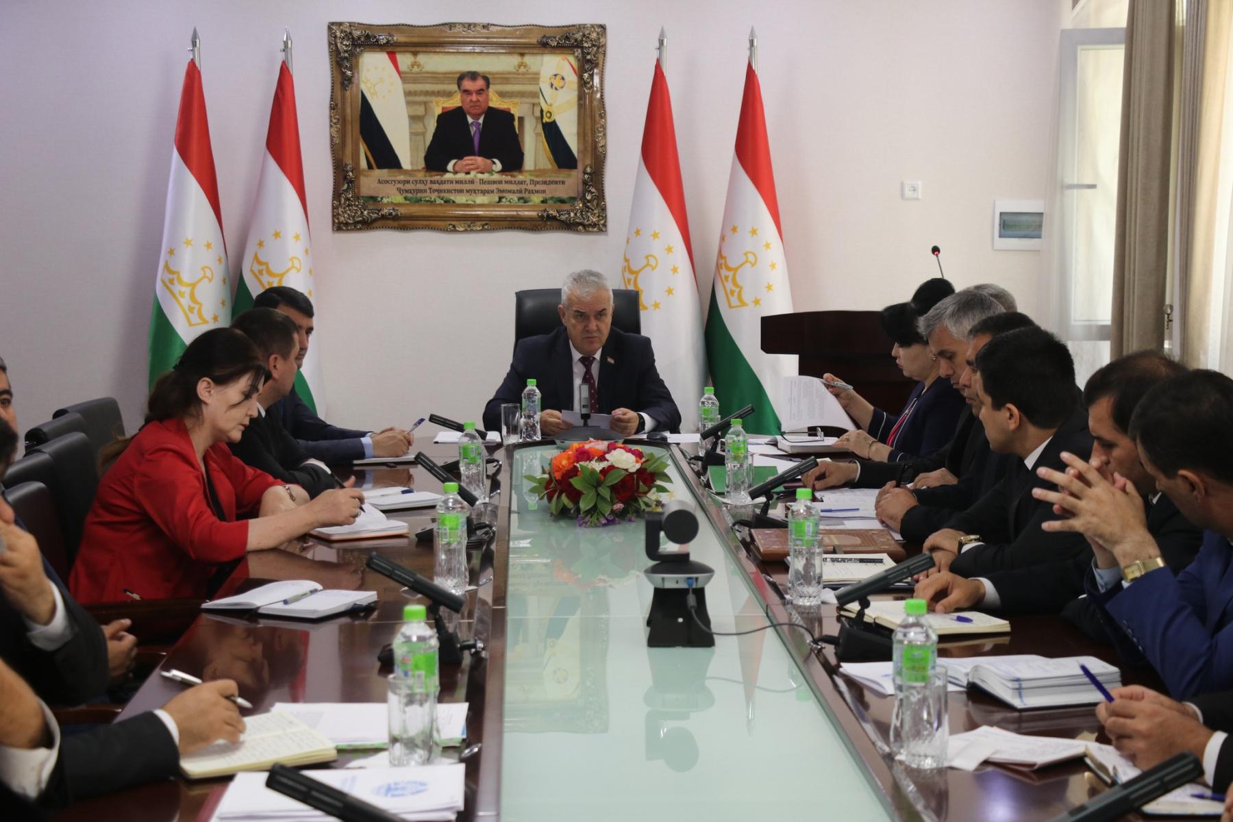 БАРГУЗОРИИ ҶАЛАСАИ НАЗОРАТИИ НАЗДИ ВАЗИРИ МАОРИФ ВА ИЛМ ДАР МОҲИ МАЙ