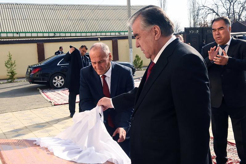 Ифтитоҳи Маҷмааи хизматрасонии “Малика” ва мулоқот бо ятимони кулл дар ноҳияи Деваштич