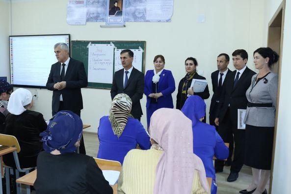 СЕМИНАРИ ОМӮЗИШӢ БАРОИ ОМӮЗГОРОНИ ЗАБОНҲОИ РУСӢ  ВА АНГЛИСӢ  БАРГУЗОР ГАРДИД