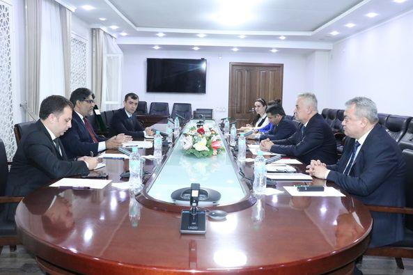 ВОХӮРИИ ВАЗИРИ МАОРИФ ВА ИЛМ БО САФИРИ ҶУМҲУРИИ ИСЛОМИИ ПОКИСТОН