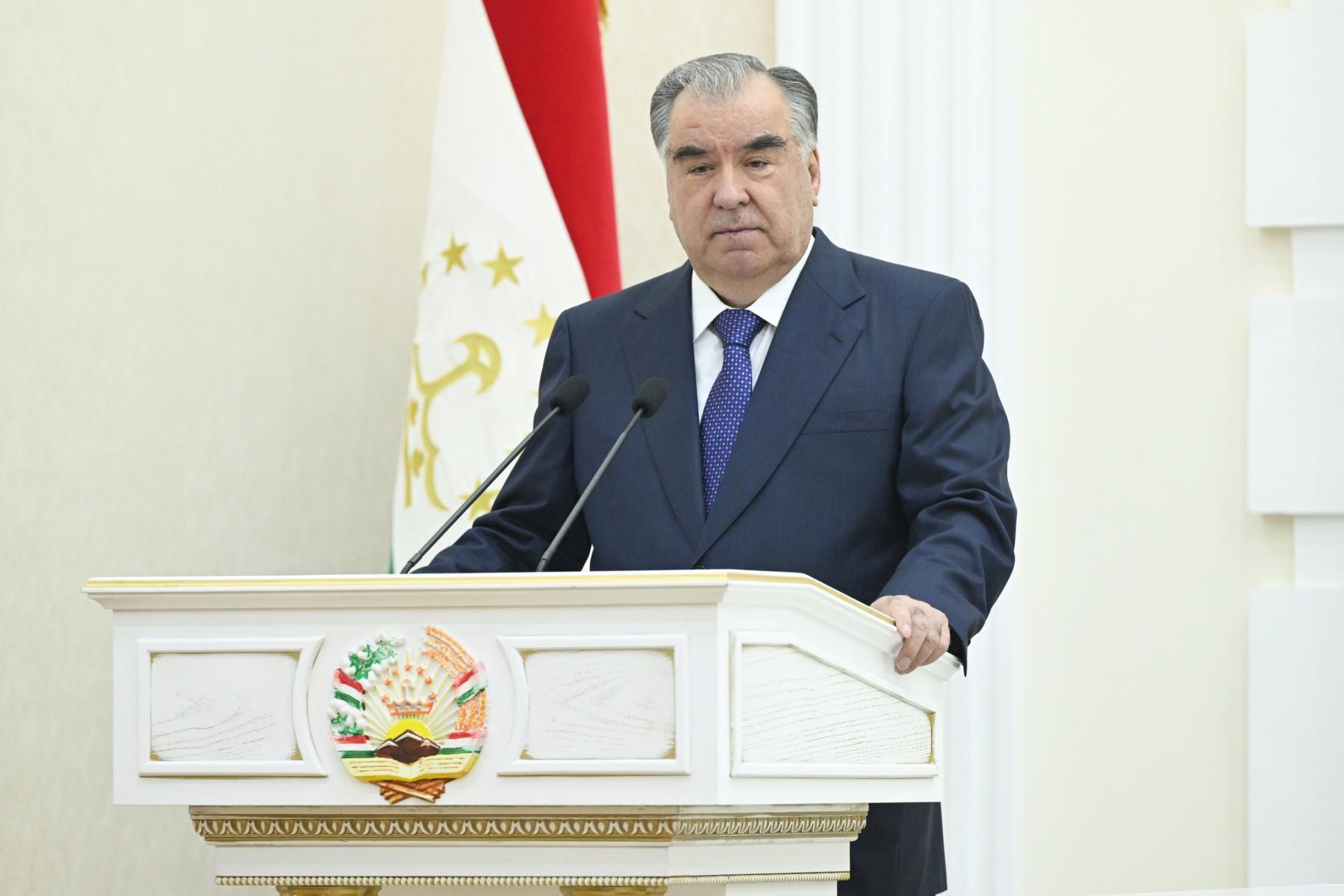 Мулоқот бо роҳбарону фаъолони вилояти Суғд