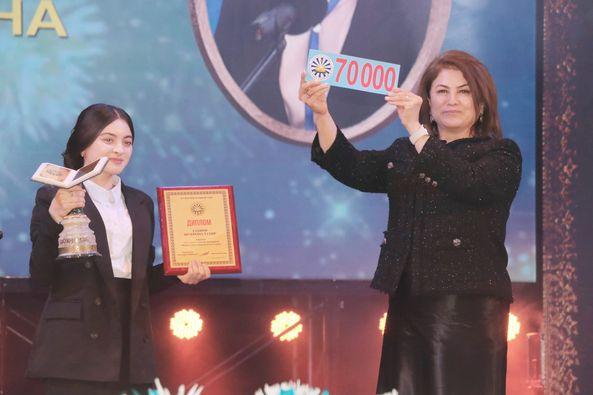 ОЗМУНИ ҶУМҲУРИЯВИИ “ФУРӮҒИ СУБҲИ ДОНОӢ КИТОБ АСТ” ҶАМЪБАСТ ВА ШУКРОНА БАРАНДАИ “ШОҲҶОИЗА” ГАРДИД