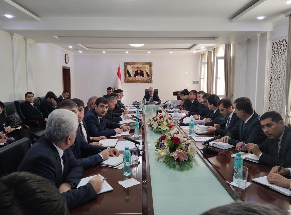 ҶАЛАСАИ ҲАЙАТИ МУШОВАРАИ ВАЗОРАТИ МАОРИФ ВА ИЛМИ ҶУМҲУРИИ ТОҶИКИСТОН ДАР  МОҲИ ОКТЯБР БАРГУЗОР ГАРДИД