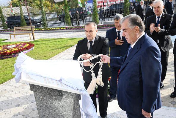 Ба истифода додани бинои иловагии Муассисаи таҳсилоти миёнаи умумии №12 дар деҳаи Ҳанатароши ноҳияи Муъминобод