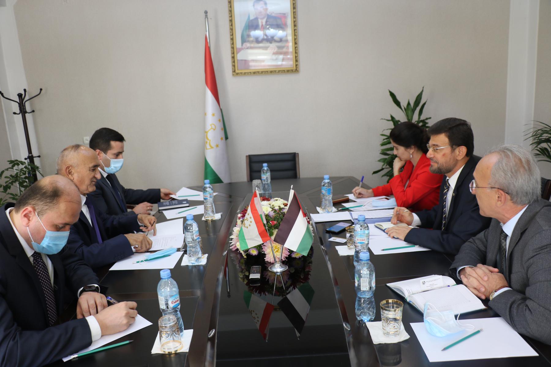 ВОХӮРИИ ВАЗИРИ МАОРИФ ВА ИЛМ БО САФИРИ ФАЛАСТИН ДАР ТОҶИКИСТОН