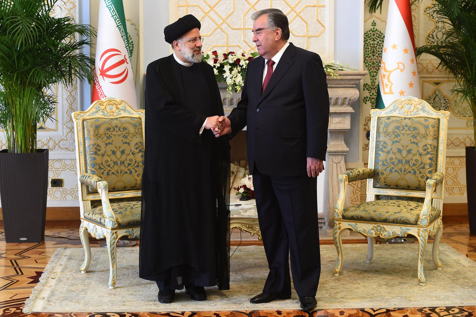 Оғози сафари расмии Президенти Ҷумҳурии Исломии Эрон Сайид Иброҳими Раисӣ