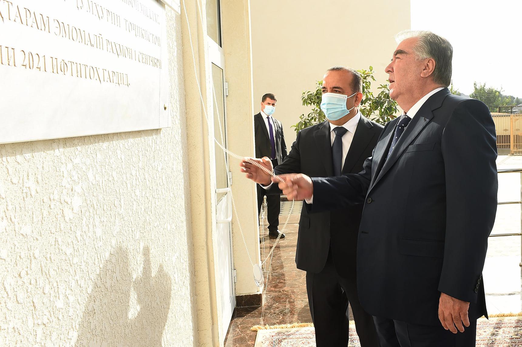 Ифтитоҳи Муассисаи таҳсилоти миёнаи умумии №133 дар ноҳияи Синои шаҳри Душанбе