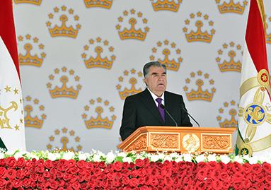 Суханронӣ дар паради ҳарбӣ ба ифтихори ҷашни 30-солагии истиқлоли давлатии Ҷумҳурии Тоҷикистон