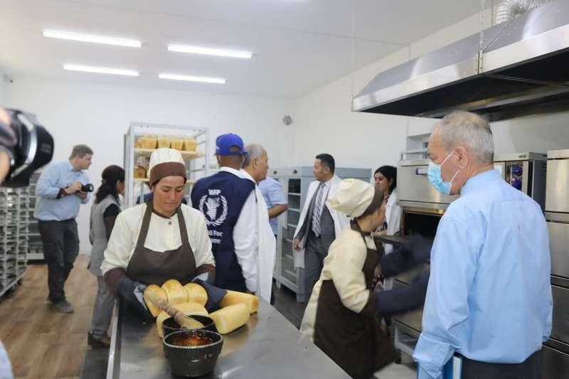 БОҶ барои дастгирии ғизои мактабӣ дар Исфара  нонвойхонаи нав кушод