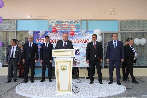 ОҒОЗИ СОЛИ НАВИ ТАҲСИЛ ДАР НОҲИЯИ АЙНӢ