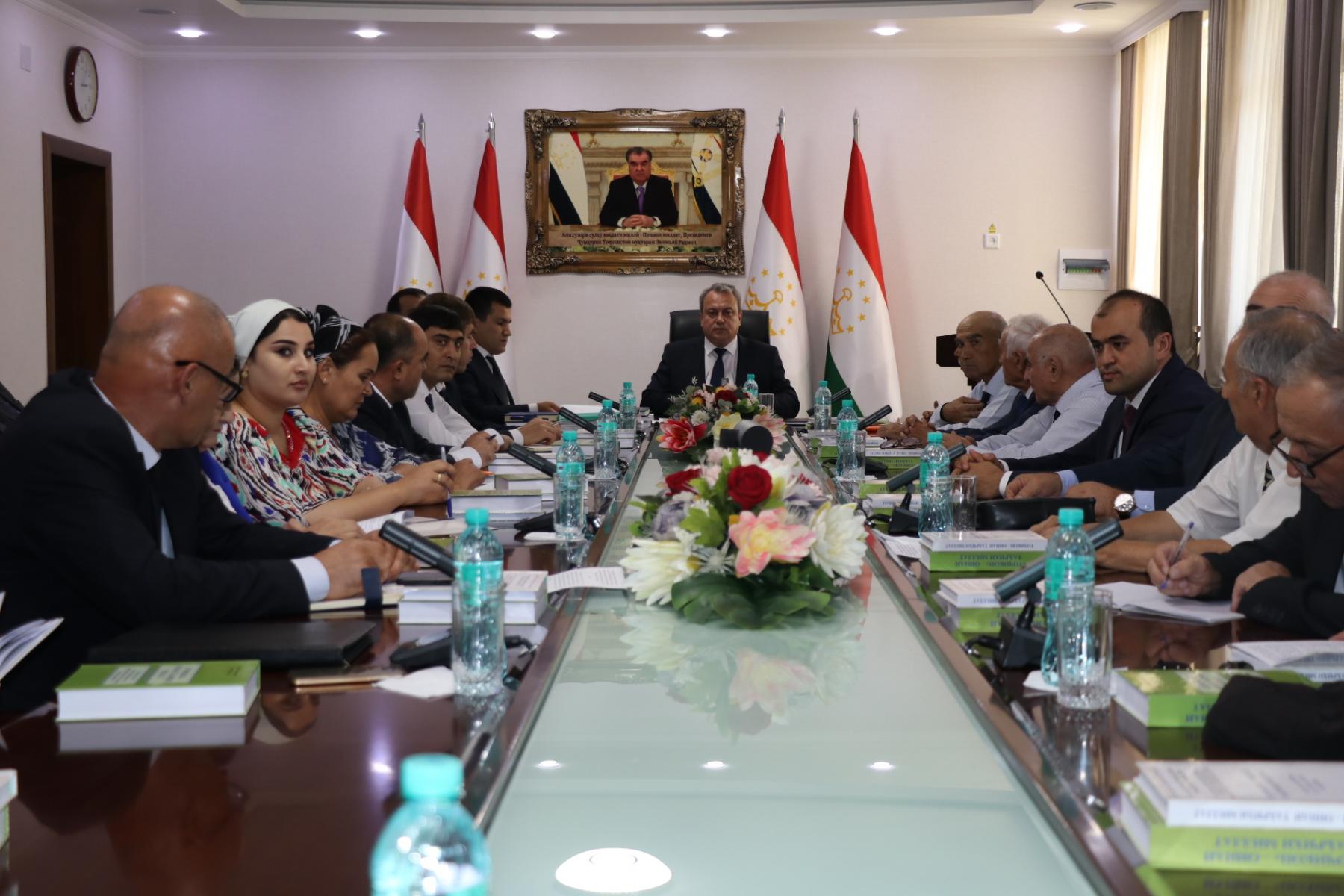 ОМОДАГӢ БА БАРГУЗОРИИ ДАВРИ СЕЮМИ ОЗМУНИ ҶУМҲУРИЯВИИ ““ТОҶИКОН” - ОИНАИ ТАЪРИХИ МИЛЛАТ”