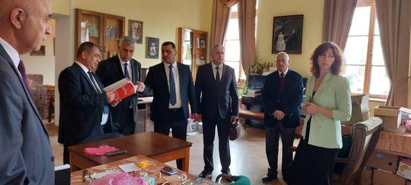 ИДОМАИ САФАРИ ГУРУҲИ КОРИИ ВАЗОРАТИ МАОРИФ ВА ИЛМИ ҶУМҲУРИИ ТОҶИКИСТОН ДАР ҶУМҲУРИИ ГУРҶИСТОН