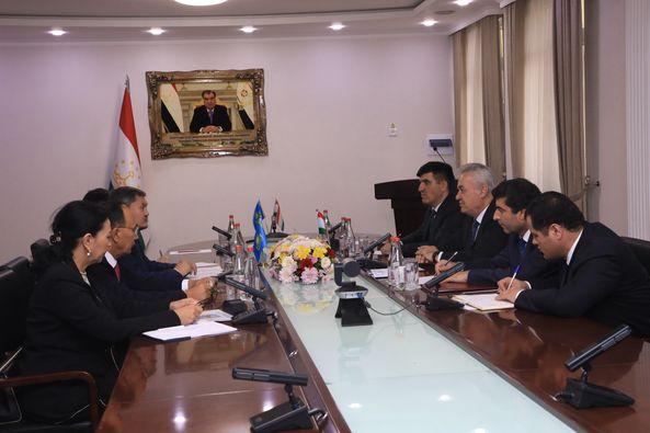 ВОХӮРИИ ВАЗИРИ МАОРИФ ВА ИЛМИ ҶУМҲУРИИ ТОҶИКИСТОН БО ВАЗИРИ ИЛМ ВА ТАҲСИЛОТИ ОЛИИ ҶУМҲУРИИ ҚАЗОҚИСТОН