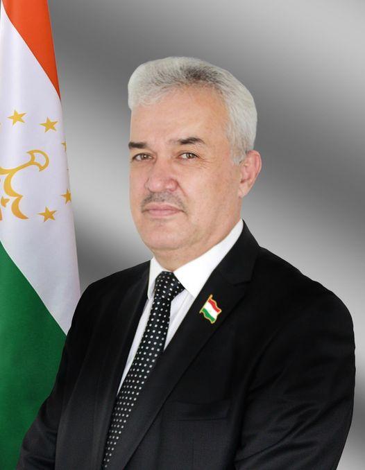 ДОНИШ ЧАРОҒИ РАҲНАМОИ ЗИНДАГИСТ